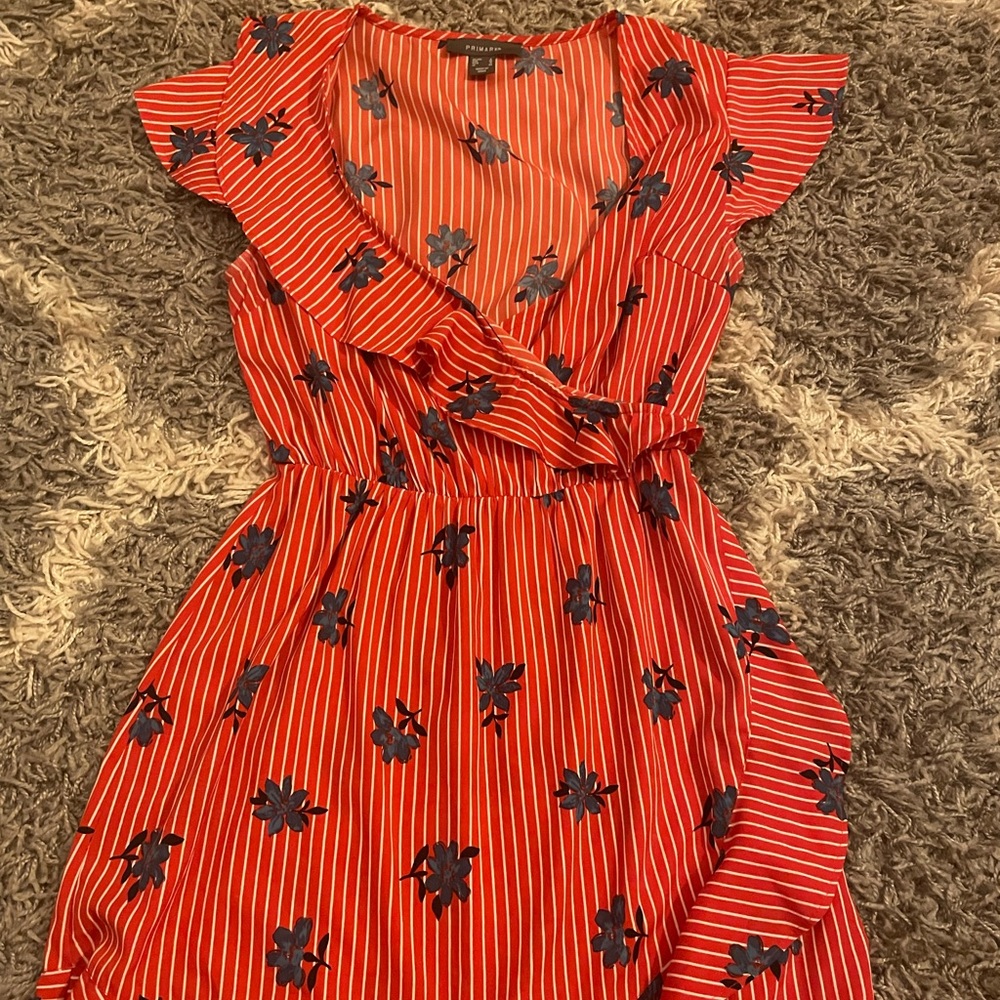 MIDI red striped dress